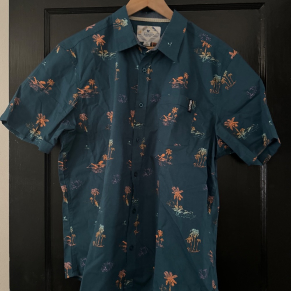 Burnside Hawaiian Shirt (NWOT)